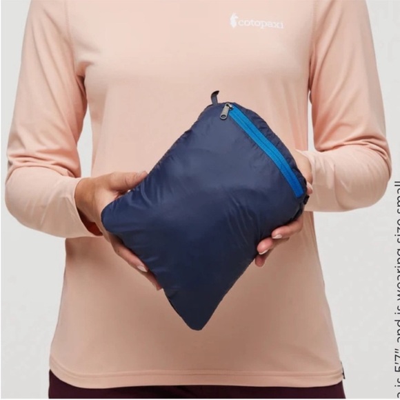 Cotopaxi Women’s XL Fuego Down Insulated Puff Vest Blue Atlantic Stripes NWT - Picture 11 of 14